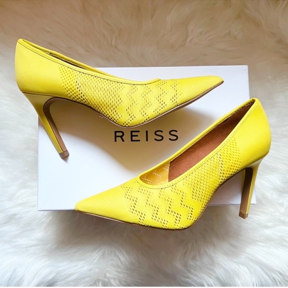 New! REISS “Zena” Mesh Leather Court Shoes Pumps in Parakeet Yellow - Picture 3 of 11